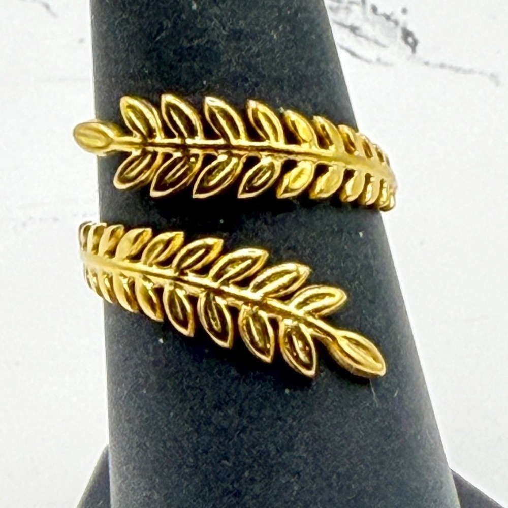 Gold Tone Leaf Wrap Ring Nature Design Boho‎ Statement Size 7.25